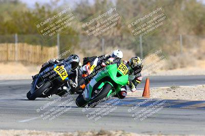 media/Jan-16-2022-CVMA (Sun) [[7f3d92989d]]/Race 3 Amateur Supersport Middleweight/